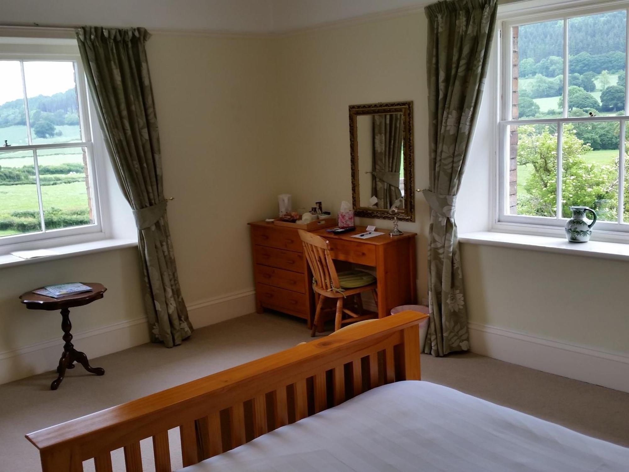 Upper Letton Farm Bed & Breakfast Leintwardine Екстериор снимка